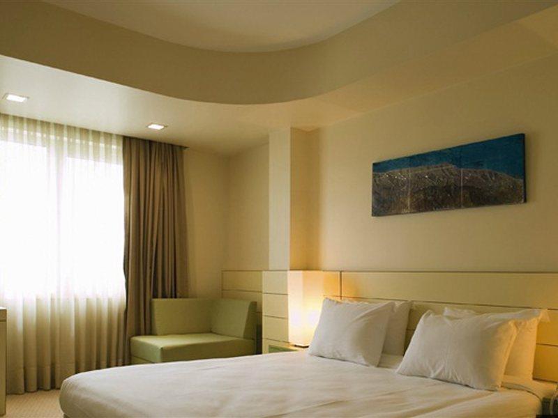 Divan Istanbul City Exterior photo